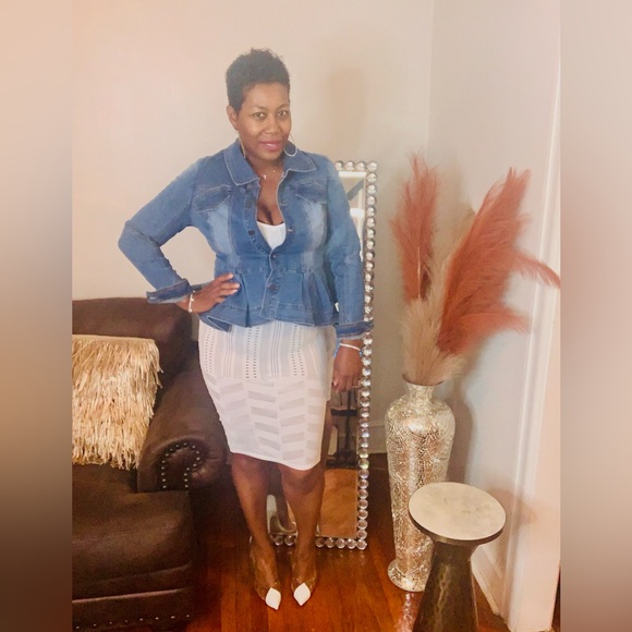 New Plus Denim Peplum Jacket - Picture 3 of 5